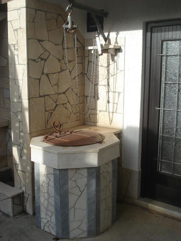 Apartment Tijano Krnica Εξωτερικό φωτογραφία