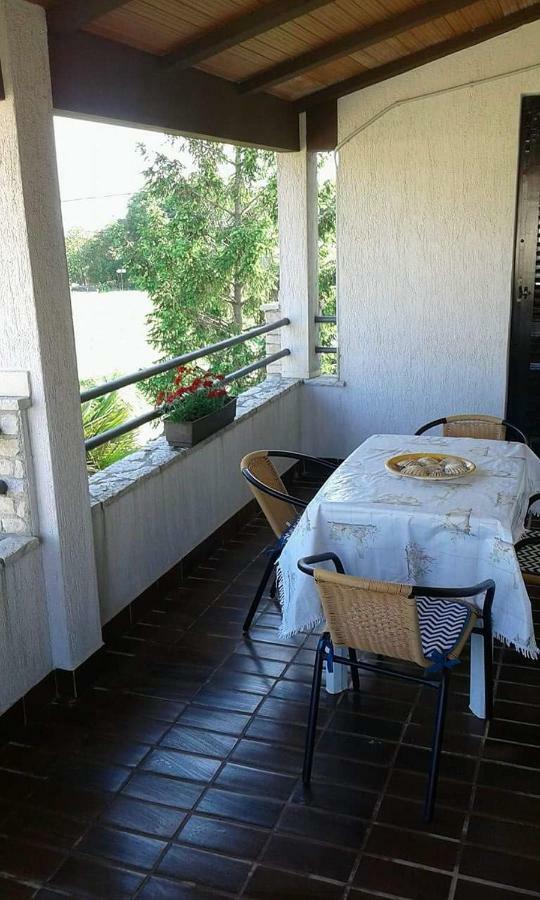 Apartment Tijano Krnica Εξωτερικό φωτογραφία